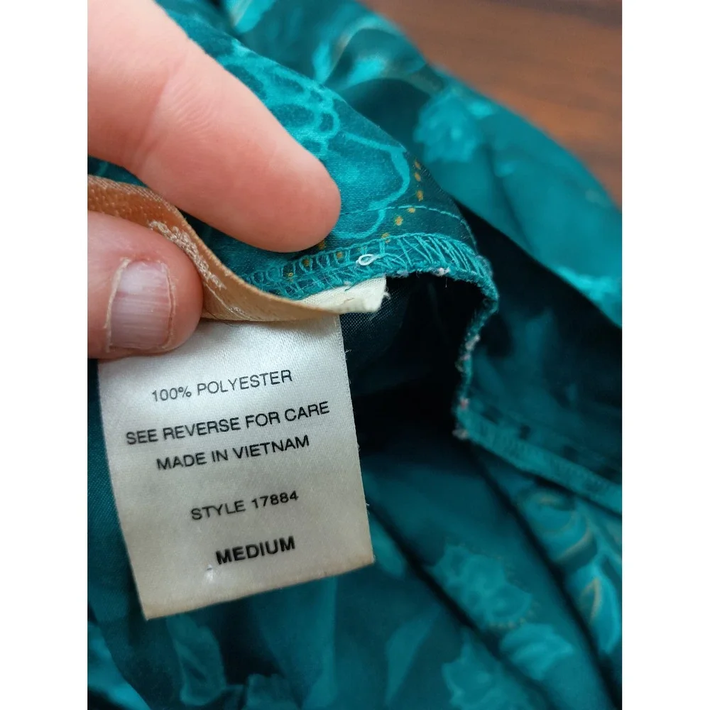 Vintage green satin whimsigoth fairycore 2‎ piece robe size Medium